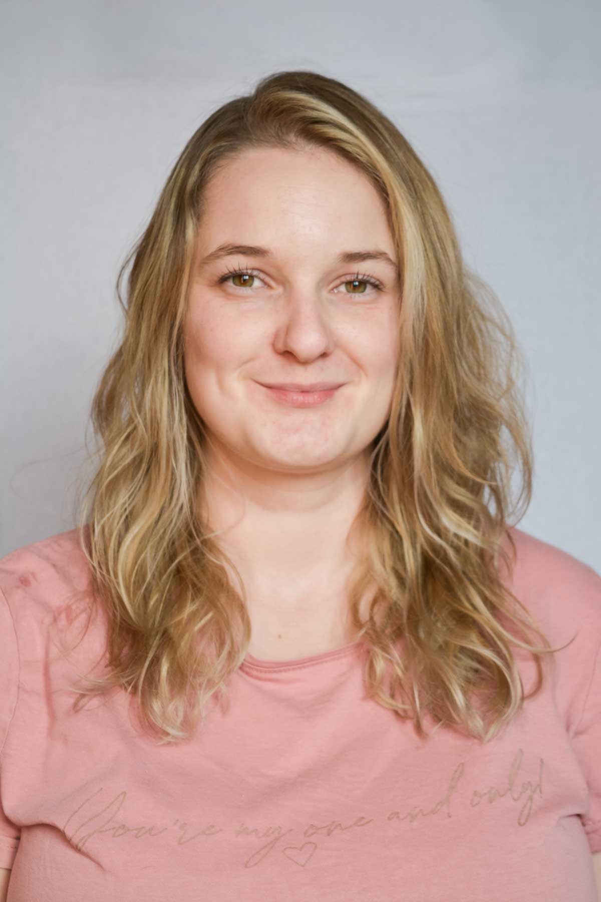 Hundetrainerin-Michelle-Loibner